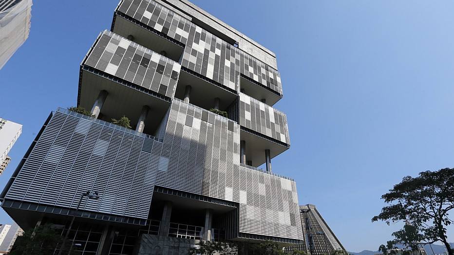 Top Picks: Plano de neg&oacute;cios da Petrobr&aacute;s &eacute; positivo em geral, mas ainda gera d&uacute;vidas