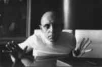 Retrato do filósofo francês <a href='http://acervo.estadao.com.br/pagina/#!/19730121-30004-nac-0257-lit-1-not/busca/Foucault' target='_blank'>Michel Foucault</a>, São Paulo, 1975