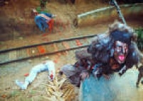 Personagens do evento Noites de Terror  assustam os visitantes no Playcenter, em 31/07/1992