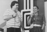 Na foto de 1984, Fausto Silva conversa com Fafá de Belém no palco do<a href='http://acervo.estadao.com.br/pagina/#!/19860417-34088-nac-0077-cd2-3-not/' target='_blank'> programa 'Perdidos da Noite'</a>