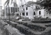 Projetada por Ramos de Azevedo, a Casa das Rosas é dos poucos casarões ainda existentes na avenida Paulista da época dos barões café