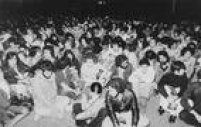 Encontro de estudantes da Pontifícia Universidade Católica de São Paulo, antes da invasão policial,22/9/1977