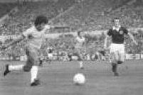 Jairzinho, atacante da Seleção Brasileira, durante a segunda partida do Brasil na Copa do Mundo da Alemanha, 18/6/1974. A contra a Escócia terminou em empate, 0 a 0. 