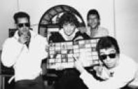 Em foto de 1987, os integrantes da banda <a href='http://acervo.estadao.com.br/pagina/#!/19860719-34167-nac-0063-cd2-9-not/busca/Camisa%20V%C3%AAnus' target='_blank'>Camisa de Vênus</a>