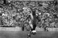 Gérson, meio-campista da Seleção Brasileira, em campo contra a Checoslováquia, 03/6/1970. Brasil venceu sua partida de estreia por 4 a 1.