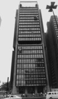 Fachada do prédio do Banco Central do Brasil, na avenida Paulista. SP. 04/12/1981.