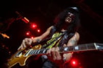 Saul Hudson, mais conhecido como Slash, durante sua apresentação no HSBC Hall em São Paulo, SP. 07/4/2011. O músico ganhou fama como guitarrista da banda americana Guns'n'Roses,
