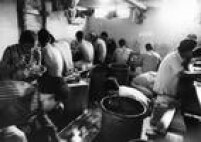 Detentos na oficina de trabalho na Casa de Detenção de São Paulo, em  25/10/1967