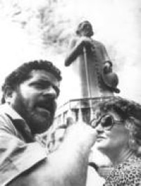 Lula e Marisa Letícia visitam a estátua de Padre Cícero em Juazeiro do Norte, Ceará, 7/12/1989