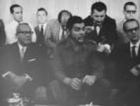 Ernesto Guevara (<a href='http://acervo.estadao.com.br/noticias/personalidades,che-guevara,707,0.htm' target='_blank'>Che Guevara)</a> concede entrevista no Palácio do Planalto, em Brasília, quando de sua visita ao Brasil, 19/8/1961