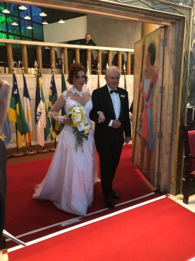 Resultado de imagem para casamento da deputada Carla Zambelli (PSL-SP) com o coronel Aginaldo de Oliveira, diretor da Força Nacional de Segurança