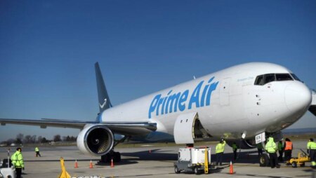https://link.estadao.com.br/noticias/empresas,as-vesperas-do-natal-amazon-comeca-a-operar-avioes-de-carga,10000096371 https://link.estadao.com.br/noticias/empresas,as-vesperas-do-natal-amazon-comeca-a-operar-avioes-de-carga,10000096371