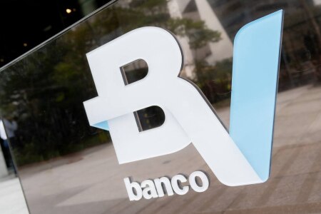 https://link.estadao.com.br/noticias/empresas,bv-investe-r80-milhoes-na-plataforma-de-antecipacao-de-recebiveis-weel,70003196589 https://link.estadao.com.br/noticias/empresas,bv-investe-r80-milhoes-na-plataforma-de-antecipacao-de-recebiveis-weel,70003196589