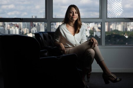 https://link.estadao.com.br/noticias/inovacao,para-brasileiro-emprestimo-e-divida-para-americano-e-alavancagem-diz-fundadora-de-startup,70002786788 https://link.estadao.com.br/noticias/inovacao,para-brasileiro-emprestimo-e-divida-para-americano-e-alavancagem-diz-fundadora-de-startup,70002786788