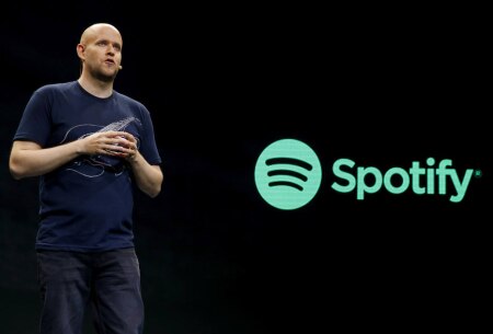 https://link.estadao.com.br/noticias/empresas,spotify-projeta-lucro-e-abertura-de-capital-em-2017,10000092015 https://link.estadao.com.br/noticias/empresas,spotify-projeta-lucro-e-abertura-de-capital-em-2017,10000092015