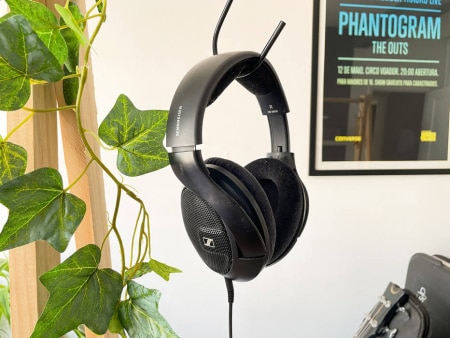 https://link.estadao.com.br/noticias/gadget,sennheiser-hd560s-e-um-fone-construido-para-quem-ama-musica,70003677998 https://link.estadao.com.br/noticias/gadget,sennheiser-hd560s-e-um-fone-construido-para-quem-ama-musica,70003677998