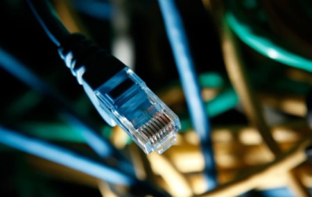 https://link.estadao.com.br/noticias/cultura-digital,banda-larga-fixa-pode-ter-franquia-de-dados-em-2017-diz-kassab,10000099831 https://link.estadao.com.br/noticias/cultura-digital,banda-larga-fixa-pode-ter-franquia-de-dados-em-2017-diz-kassab,10000099831