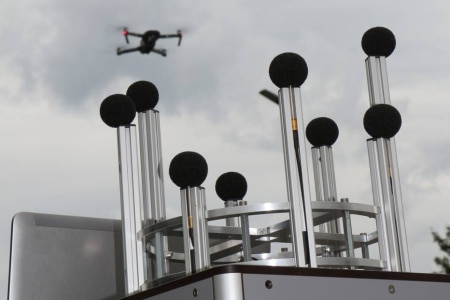 https://link.estadao.com.br/noticias/cultura-digital,cientistas-estao-ensinando-drones-a-localizar-gritos-humanos-de-socorro,70003754045 https://link.estadao.com.br/noticias/cultura-digital,cientistas-estao-ensinando-drones-a-localizar-gritos-humanos-de-socorro,70003754045