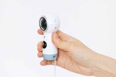 https://link.estadao.com.br/noticias/empresas,samsung-investe-em-realidade-virtual-com-nova-camera-e-controle-com-sensor-de-gestos,70001719066