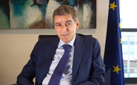 https://link.estadao.com.br/noticias/cultura-digital,pai-da-lei-de-protecao-de-dados-europeia-morre-aos-62-anos,70002976553 https://link.estadao.com.br/noticias/cultura-digital,pai-da-lei-de-protecao-de-dados-europeia-morre-aos-62-anos,70002976553