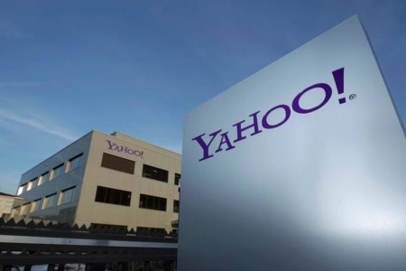 https://link.estadao.com.br/noticias/empresas,verizon-e-yahoo-concordam-com-oferta-mais-baixa-de-us-4-48-bilhoes,70001673665 https://link.estadao.com.br/noticias/empresas,verizon-e-yahoo-concordam-com-oferta-mais-baixa-de-us-4-48-bilhoes,70001673665