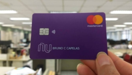 https://link.estadao.com.br/noticias/inovacao,clientes-do-nubank-economizam-r-20-mi-ao-antecipar-parcelas,70003080290 https://link.estadao.com.br/noticias/inovacao,clientes-do-nubank-economizam-r-20-mi-ao-antecipar-parcelas,70003080290