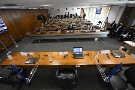 https://link.estadao.com.br/noticias/cultura-digital,big-brother-brasilia-grupos-no-telegram-trocam-o-bbb-por-cpi-da-covid,70003719251 https://link.estadao.com.br/noticias/cultura-digital,big-brother-brasilia-grupos-no-telegram-trocam-o-bbb-por-cpi-da-covid,70003719251