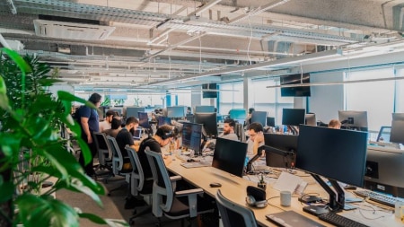 https://link.estadao.com.br/noticias/inovacao,loggi-decide-estender-home-office-ate-junho-de-2021,70003460126 https://link.estadao.com.br/noticias/inovacao,loggi-decide-estender-home-office-ate-junho-de-2021,70003460126
