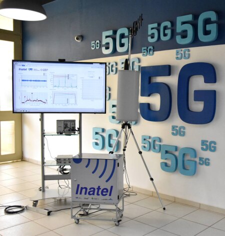 https://link.estadao.com.br/noticias/geral,em-testes-comerciais-nos-eua-5g-atrasa-no-pais-por-entraves-regulatorio,70002556229 https://link.estadao.com.br/noticias/geral,em-testes-comerciais-nos-eua-5g-atrasa-no-pais-por-entraves-regulatorio,70002556229