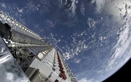 https://link.estadao.com.br/noticias/cultura-digital,spacex-de-elon-musk-perde-40-satelites-apos-tempestade-geomagnetica,70003975460