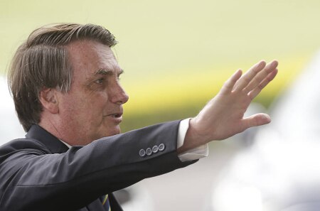 https://link.estadao.com.br/noticias/geral,bolsonaro-nao-esta-nem-ai-para-a-privacidade,70003273879 https://link.estadao.com.br/noticias/geral,bolsonaro-nao-esta-nem-ai-para-a-privacidade,70003273879