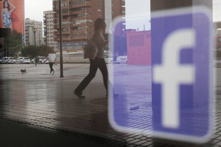https://link.estadao.com.br/noticias/empresas,g20-quer-estabelecer-regras-fiscais-para-gigantes-de-tecnologia-ate-2020,70002863775 https://link.estadao.com.br/noticias/empresas,g20-quer-estabelecer-regras-fiscais-para-gigantes-de-tecnologia-ate-2020,70002863775