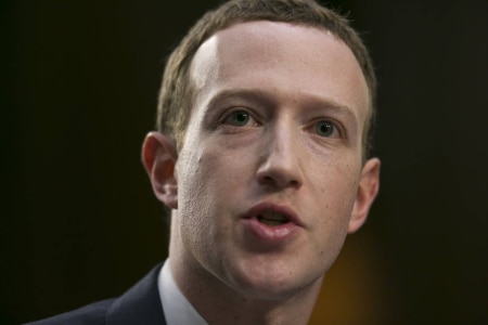https://link.estadao.com.br/noticias/empresas,facebook-paga-us-20-por-mes-a-usuario-para-espionar-seu-celular,70002699880 https://link.estadao.com.br/noticias/empresas,facebook-paga-us-20-por-mes-a-usuario-para-espionar-seu-celular,70002699880
