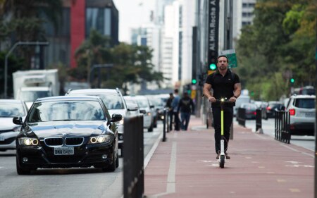 https://link.estadao.com.br/noticias/inovacao,scoo-estreia-servico-de-patinetes-em-estacoes-da-linha-4-amarela,70003129354 https://link.estadao.com.br/noticias/inovacao,scoo-estreia-servico-de-patinetes-em-estacoes-da-linha-4-amarela,70003129354