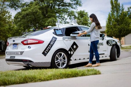https://link.estadao.com.br/noticias/empresas,ford-faz-parceria-com-dominos-para-entrega-de-pizza-com-carro-autonomo,70001955338 https://link.estadao.com.br/noticias/empresas,ford-faz-parceria-com-dominos-para-entrega-de-pizza-com-carro-autonomo,70001955338