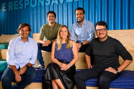 https://link.estadao.com.br/noticias/inovacao,com-aporte-de-us-300-mi-neon-e-a-startup-brasileira-com-o-maior-investimento-de-2020,70003421608