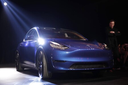 https://link.estadao.com.br/noticias/empresas,tesla-vai-lancar-utilitario-esportivo-model-y-por-us-39-mil-em-2020,70002757000 https://link.estadao.com.br/noticias/empresas,tesla-vai-lancar-utilitario-esportivo-model-y-por-us-39-mil-em-2020,70002757000