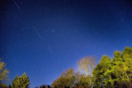 https://link.estadao.com.br/noticias/empresas,rede-de-satelites-da-amazon-aumenta-as-preocupacoes-dos-astronomos,70003397136 https://link.estadao.com.br/noticias/empresas,rede-de-satelites-da-amazon-aumenta-as-preocupacoes-dos-astronomos,70003397136