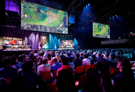 https://link.estadao.com.br/noticias/games,chinesa-tencent-e-hoje-a-maior-empresa-de-games-do-mundo,70002546085 https://link.estadao.com.br/noticias/games,chinesa-tencent-e-hoje-a-maior-empresa-de-games-do-mundo,70002546085
