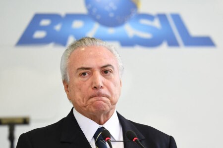 https://link.estadao.com.br/noticias/cultura-digital,entenda-como-a-notificacao-do-planalto-sobre-memes-afeta-paginas-de-humor,70001809953 https://link.estadao.com.br/noticias/cultura-digital,entenda-como-a-notificacao-do-planalto-sobre-memes-afeta-paginas-de-humor,70001809953