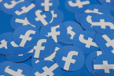 https://link.estadao.com.br/noticias/geral,terceirizados-do-facebook-escutavam-audios-de-usuarios-do-messenger,70002966191 https://link.estadao.com.br/noticias/geral,terceirizados-do-facebook-escutavam-audios-de-usuarios-do-messenger,70002966191