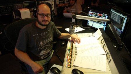 https://link.estadao.com.br/noticias/geral,podcasts-do-estado-ja-tem-180-mil-downloads,70001815960 https://link.estadao.com.br/noticias/geral,podcasts-do-estado-ja-tem-180-mil-downloads,70001815960