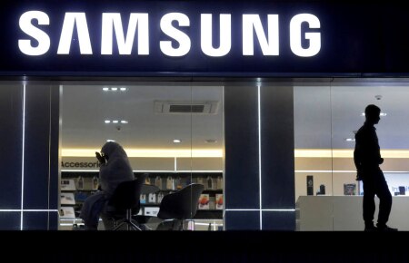 https://link.estadao.com.br/noticias/empresas,samsung-vai-abrir-tres-lojas-focado-em-experiencias-nos-eua,70002723594 https://link.estadao.com.br/noticias/empresas,samsung-vai-abrir-tres-lojas-focado-em-experiencias-nos-eua,70002723594