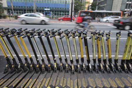 https://link.estadao.com.br/noticias/inovacao,peixe-urbano-negocia-a-compra-da-startup-de-patinetes-grow,70003220026 https://link.estadao.com.br/noticias/inovacao,peixe-urbano-negocia-a-compra-da-startup-de-patinetes-grow,70003220026