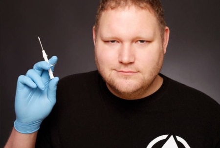 https://link.estadao.com.br/noticias/inovacao,pioneiro-dos-biochips-fara-implantes-em-evento-em-sp-por-r-490,70002077324 https://link.estadao.com.br/noticias/inovacao,pioneiro-dos-biochips-fara-implantes-em-evento-em-sp-por-r-490,70002077324