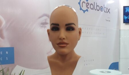 https://link.estadao.com.br/noticias/inovacao,futurecom-2018-conheca-a-robo-de-atendimento-anny,70002552970 https://link.estadao.com.br/noticias/inovacao,futurecom-2018-conheca-a-robo-de-atendimento-anny,70002552970