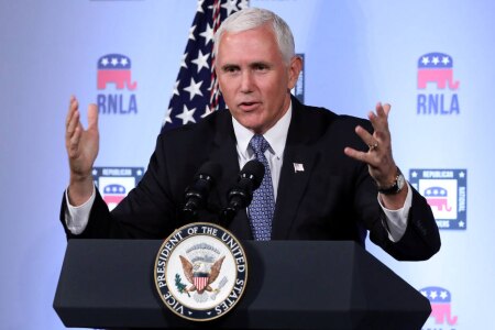 https://link.estadao.com.br/noticias/empresas,governo-dos-eua-pede-que-google-desista-de-negocio-na-china,70002533167 https://link.estadao.com.br/noticias/empresas,governo-dos-eua-pede-que-google-desista-de-negocio-na-china,70002533167