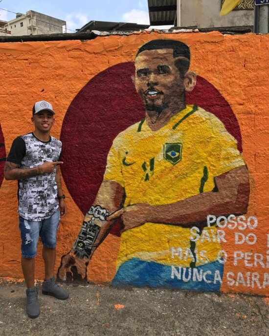 Gabriel Jesus Ha Quatro Anos Pintava A Rua Hoje E O Camisa 9 Titular Da Selecao Futebol Fera