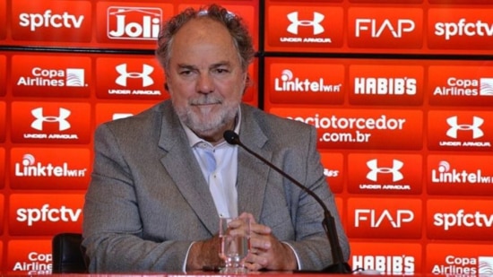 'São Paulo trouxe Cueva em vez de investir em Maicon', diz ex-diretor