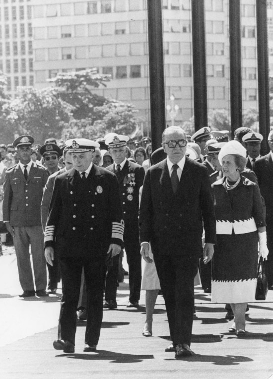 O general Médici ao lado de Américo Tomás, presidente de Portugal, acompanham as celebrações dos 150 anos de Independência do Brasil, Rio de Janeiro, RJ, 23/4/1972